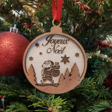 joyeux noël avec le père noël décoration de sapin